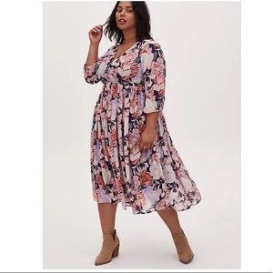 Torrid Floral Tea Length Dress - 2X (18/20)